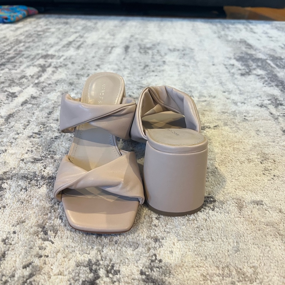 Marc Fisher nude heels